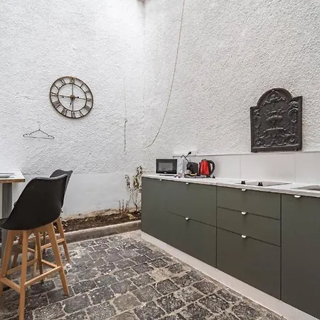 Appartement Steam, Baignoire Balneo Et Clim