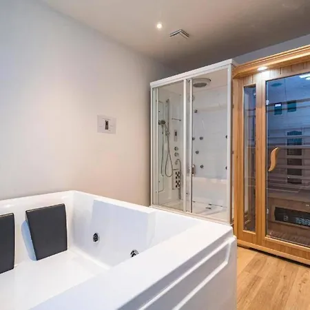 Steam, Baignoire Balneo Et Clim Appartement